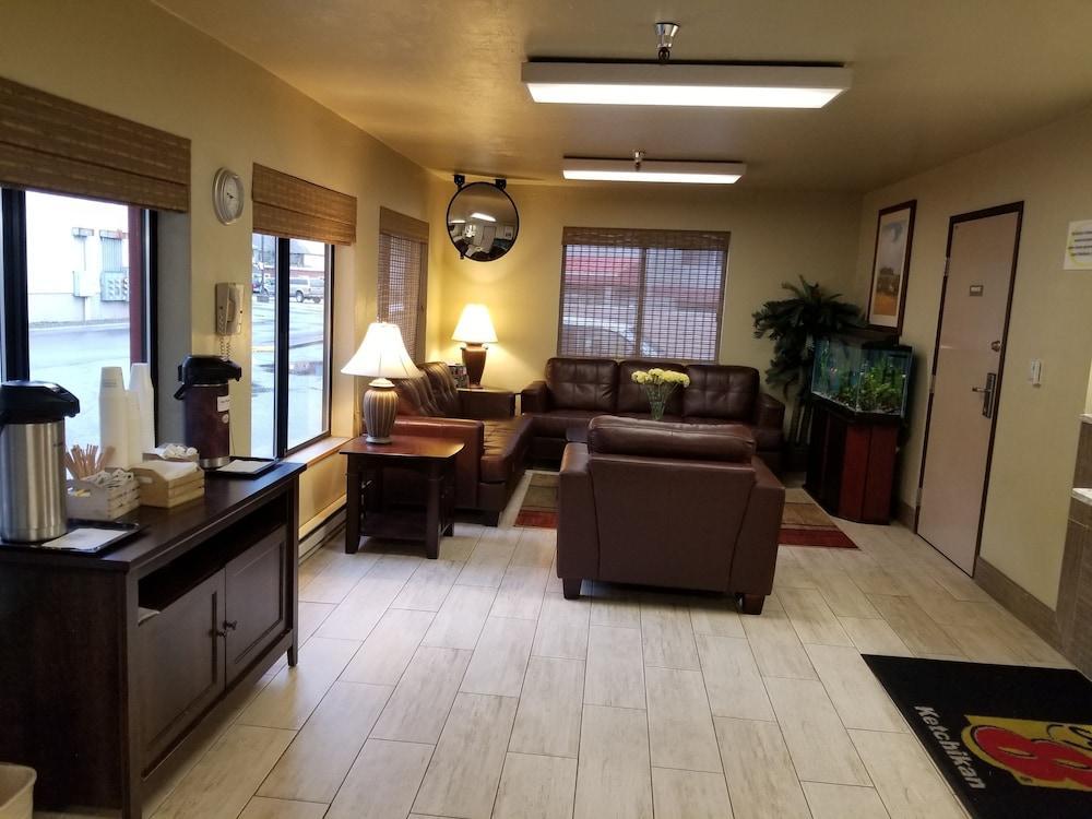 Super 8 By Wyndham Ketchikan Exterior photo