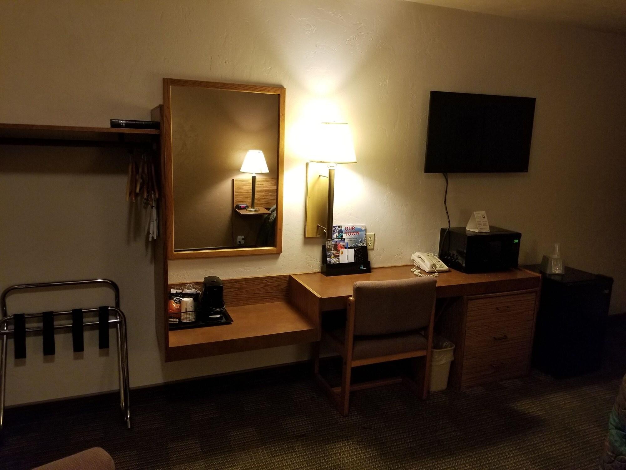 Super 8 By Wyndham Ketchikan Exterior photo