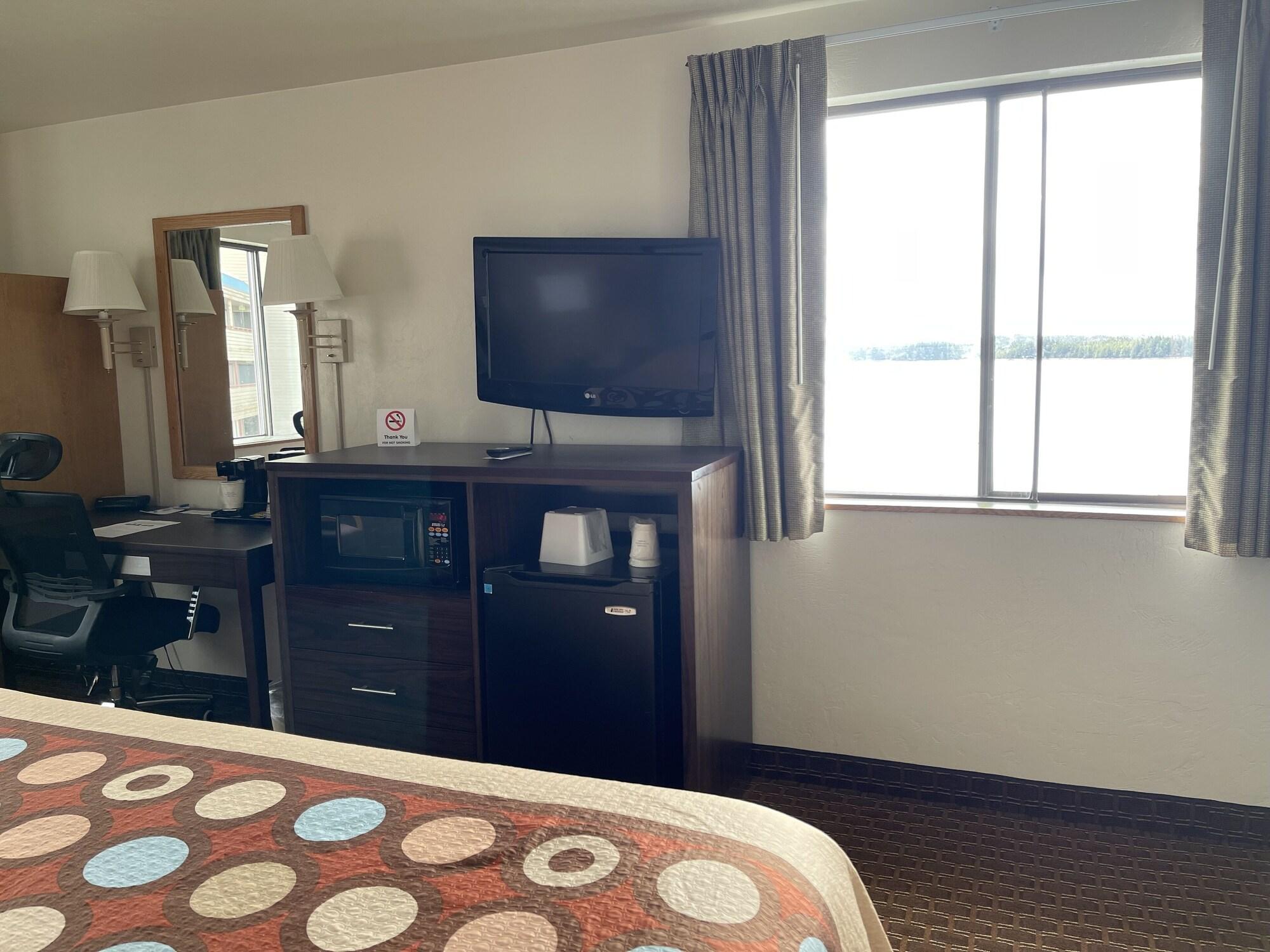 Super 8 By Wyndham Ketchikan Exterior photo