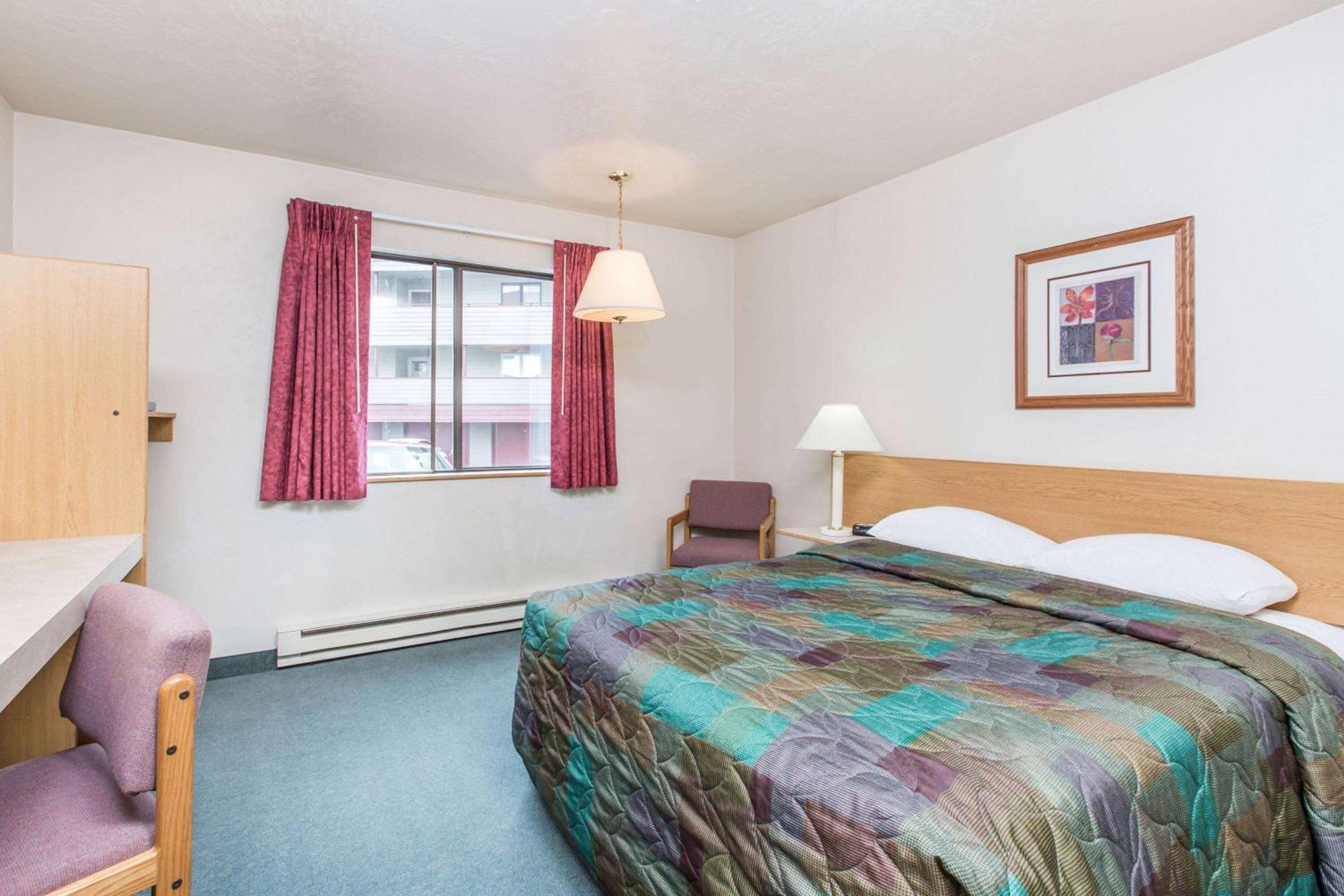 Super 8 By Wyndham Ketchikan Exterior photo